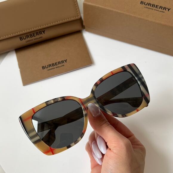 NEW Burberry BE4393 Meryl Check Print Cat Eye Sunglasses - Picture 3 of 10